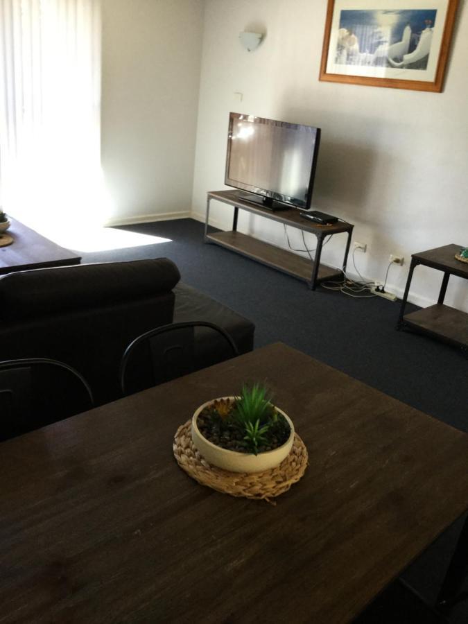 Oceanside Hawks Nest Hotel Luaran gambar