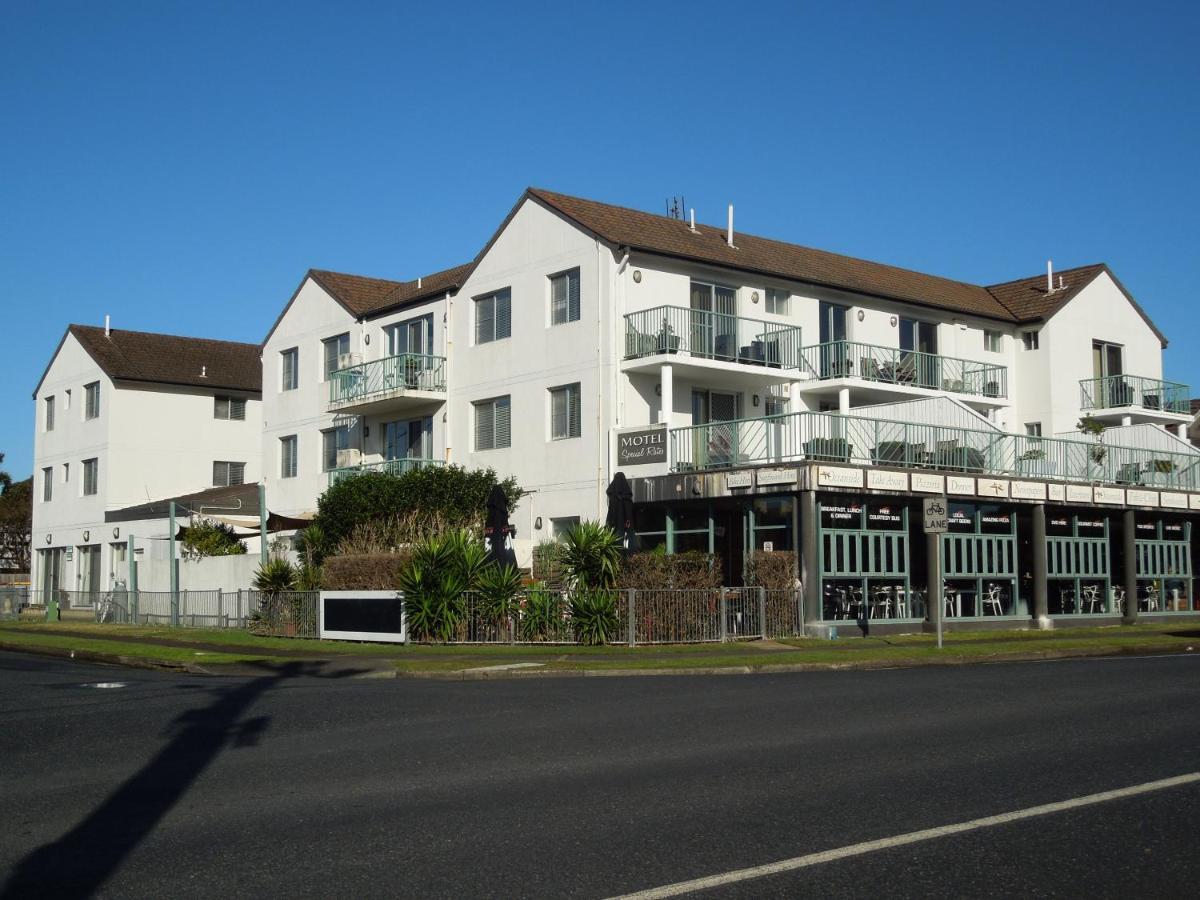 Oceanside Hawks Nest Hotel Luaran gambar