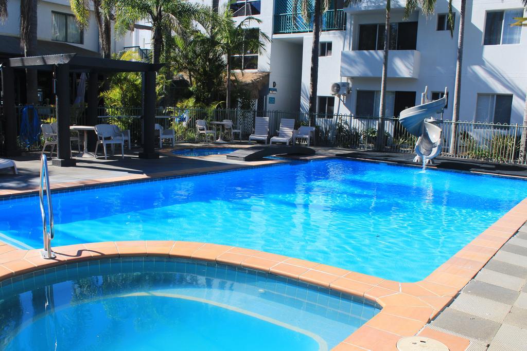 Oceanside Hawks Nest Hotel Luaran gambar